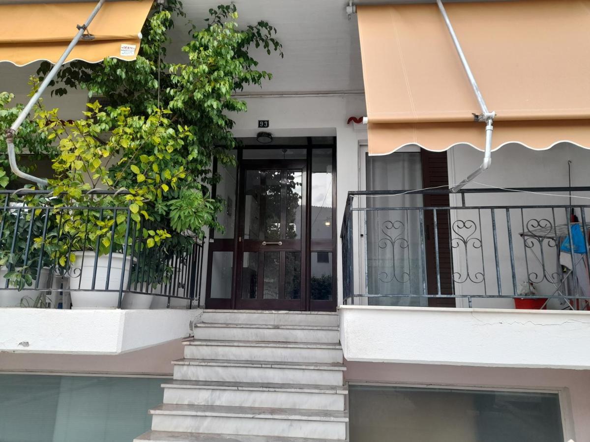 Apartmán Luchia Patras Exteriér fotografie
